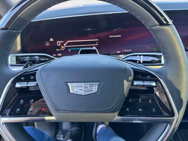 New 2026 Cadillac Escalade IQL Sport 2 w/ LPO, ONYX Package AWD/4WD image 29