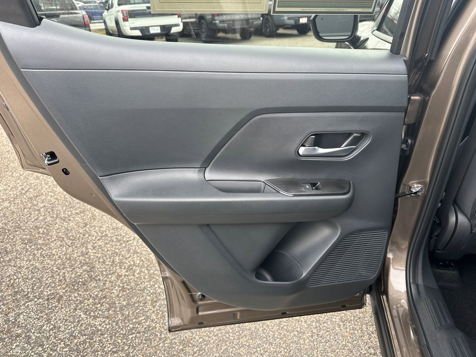 Used 2026 Nissan Kicks SV image 21