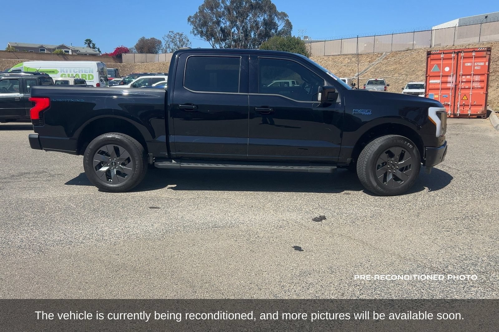 Used 2024 Ford F150 Lightning Lariat AWD/4WD image 4