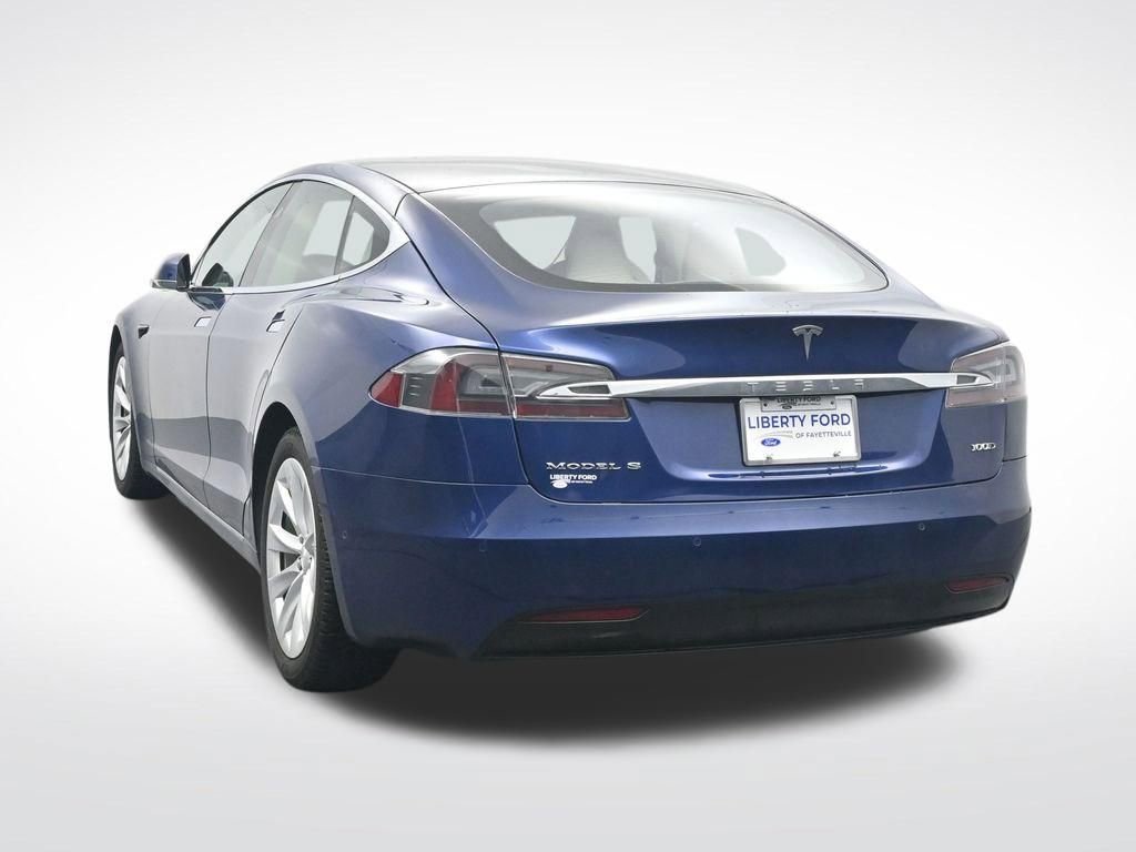 Used 2019 Tesla Model S Standard Range AWD/4WD image 9