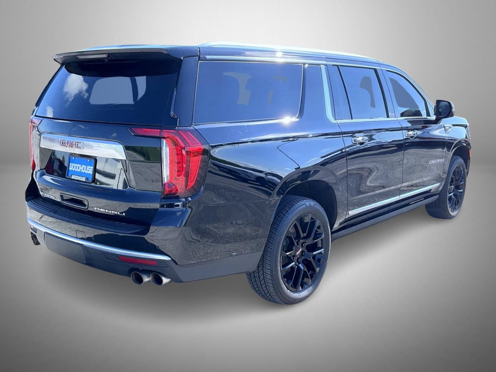 Certified 2022 GMC Yukon XL Denali w/ Denali Premium Package AWD/4WD image 5