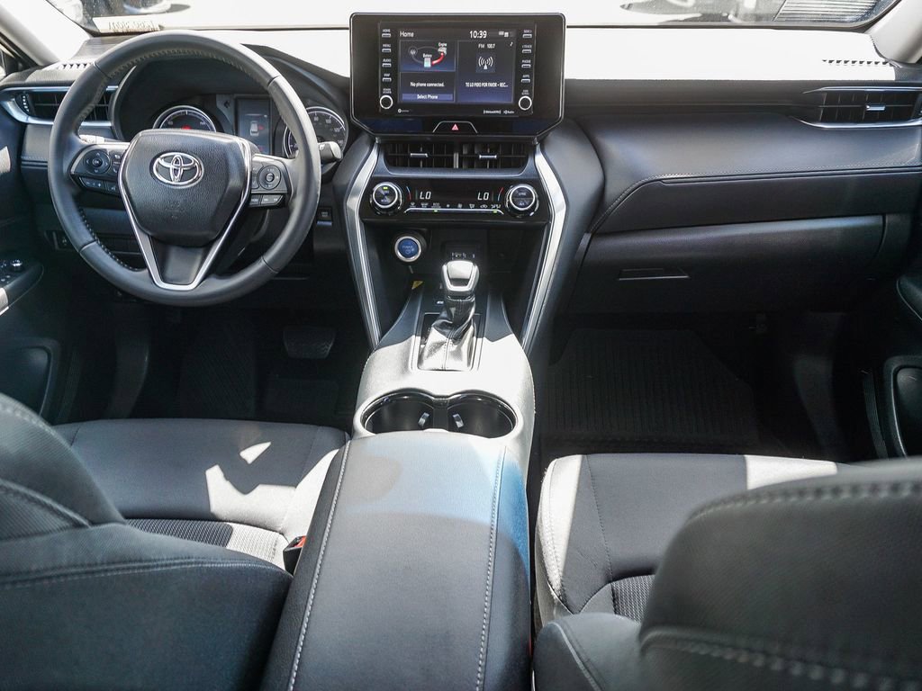 Used 2022 Toyota Venza LE AWD/4WD image 15