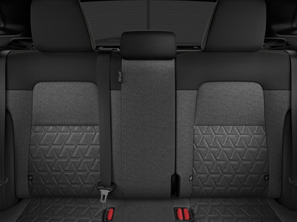 New 2027 Nissan Kicks SV AWD/4WD image 17