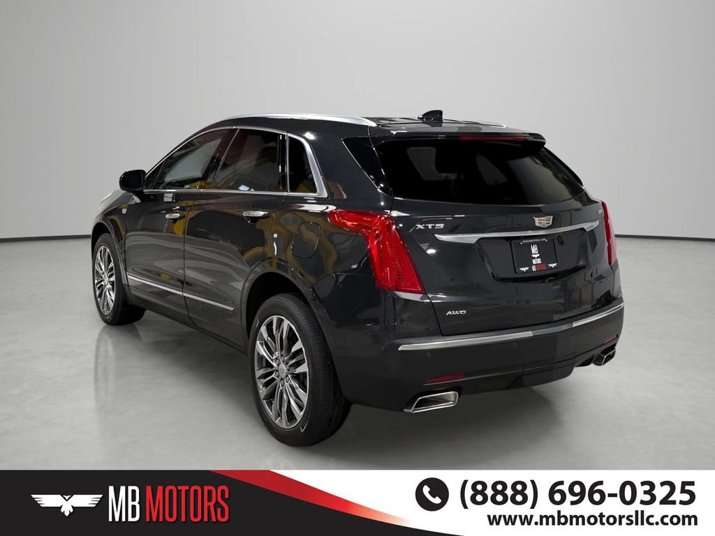 Used 2019 Cadillac XT5 Luxury w/ Trailering Package AWD/4WD image 6