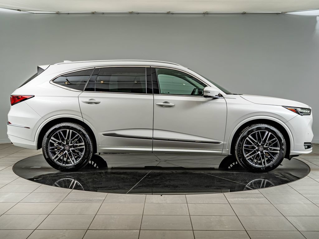 Certified 2026 Acura MDX w/ Advance Package AWD/4WD image 4