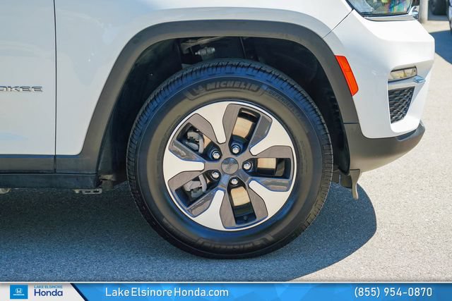 Used 2024 Jeep Grand Cherokee Limited 4xe AWD/4WD image 7