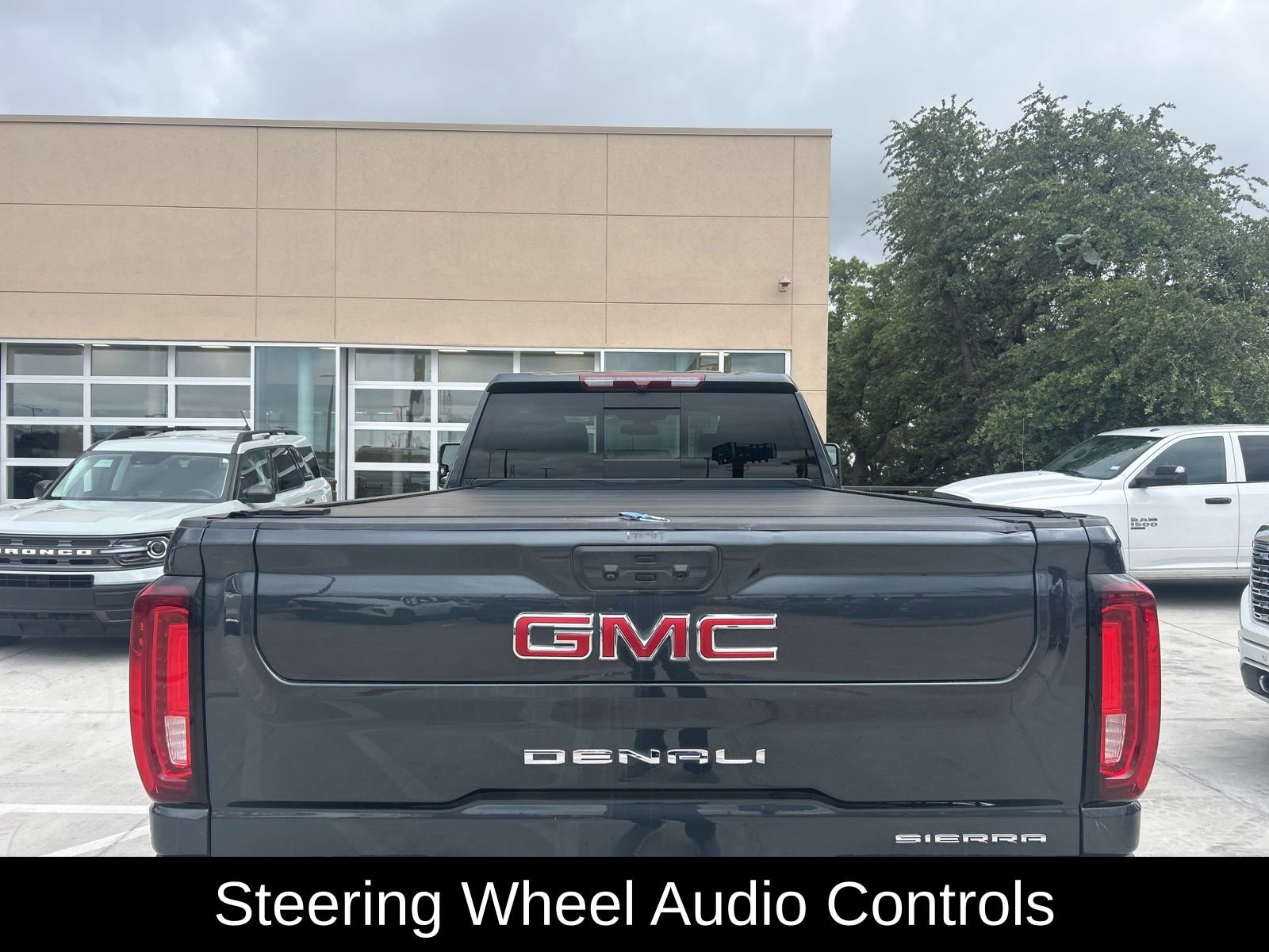 Used 2021 GMC Sierra 2500 Denali AWD/4WD image 11