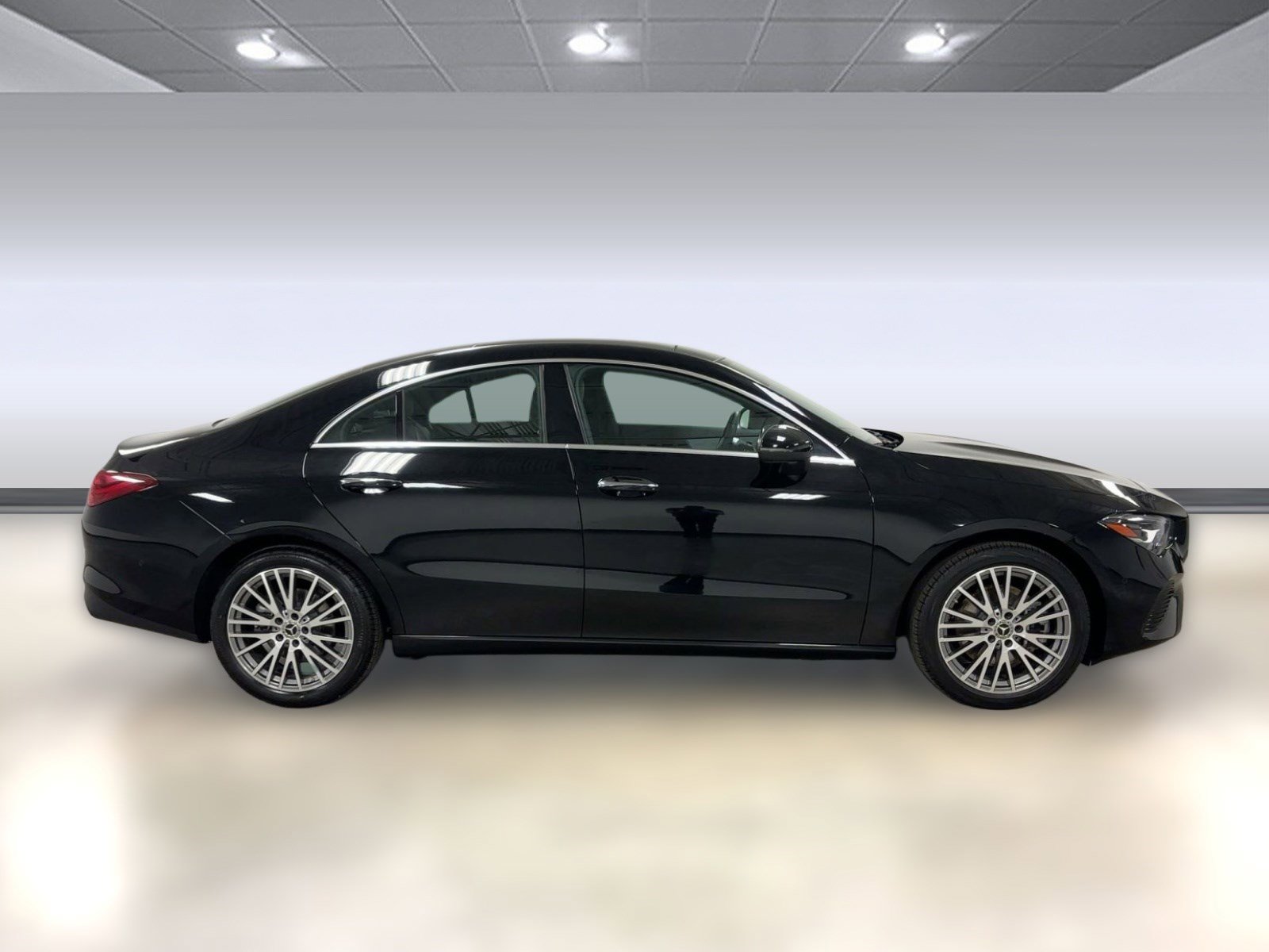 Used 2025 Mercedes-Benz CLA 250 image 6