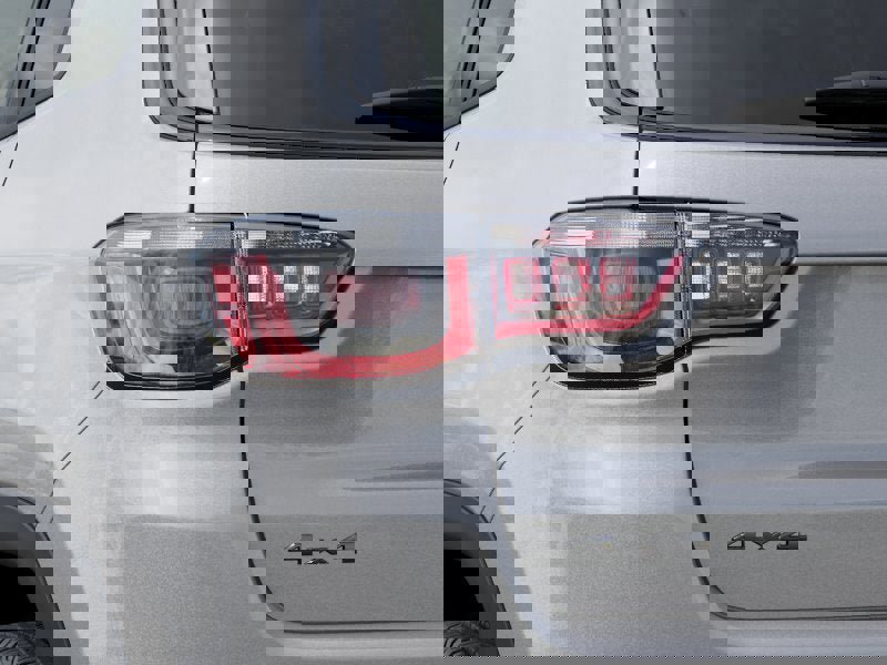 New 2026 Jeep Compass Latitude image 26