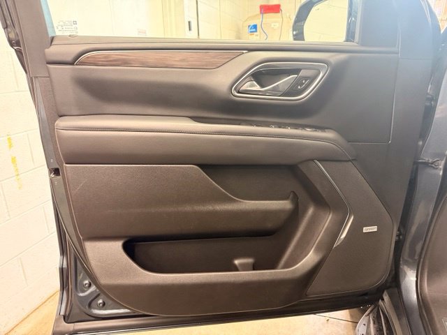 Used 2021 Chevrolet Tahoe LT w/ LT Signature Plus Package AWD/4WD image 8