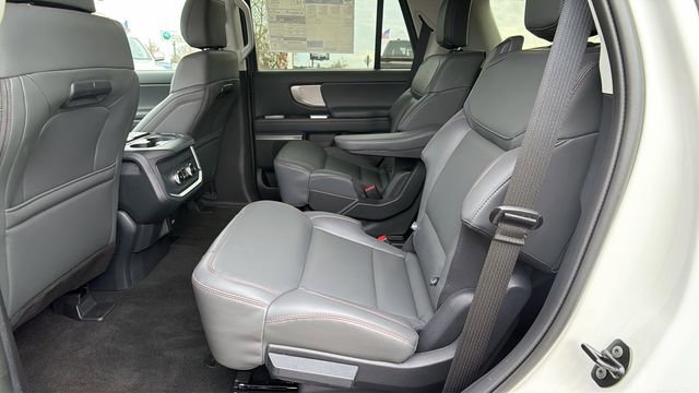 New 2025 Ford Expedition Active image 10