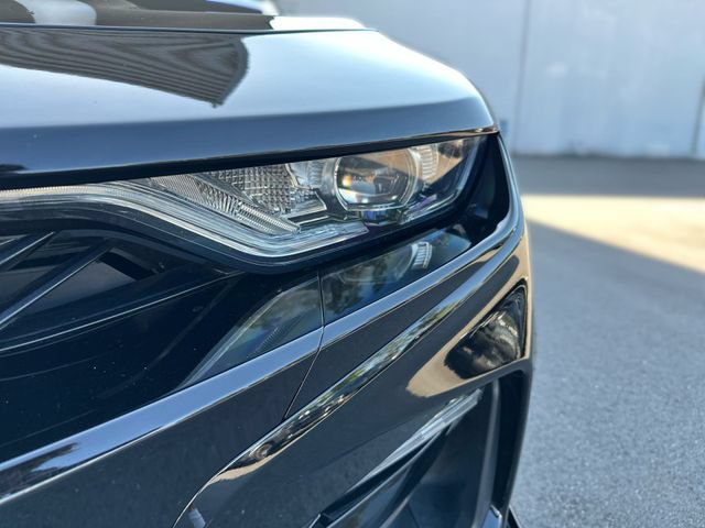 Used 2019 Chevrolet Camaro SS RWD image 9