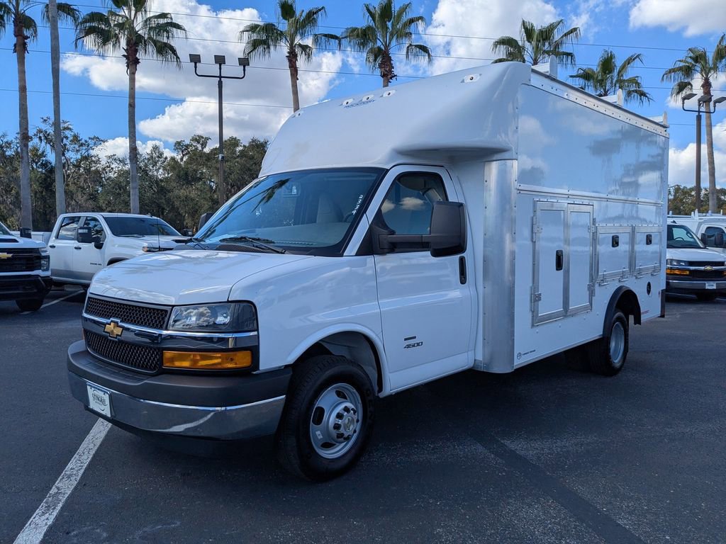 New 2025 Chevrolet Express 4500 w/ Power Convenience Package image 10