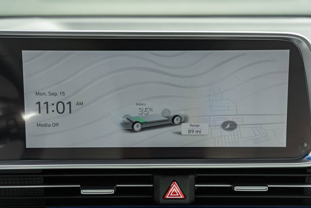 New 2024 Hyundai Ioniq 6 Limited image 21