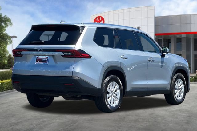 Certified 2025 Toyota Grand Highlander FWD image 5