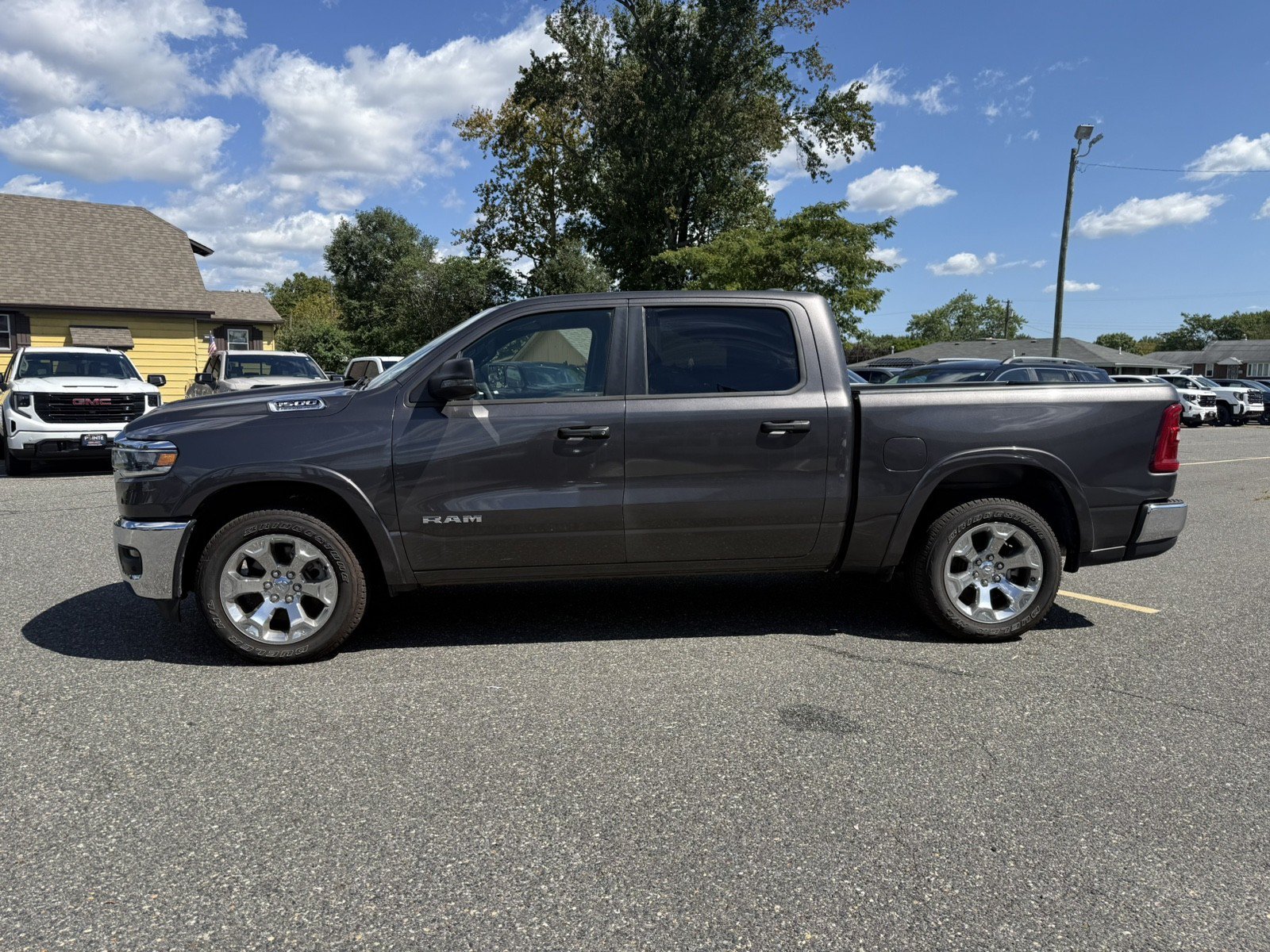 Used 2026 RAM 1500 Big Horn AWD/4WD image 6