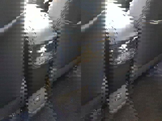 New 2026 Toyota Highlander XLE image 10