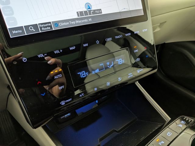 Used 2024 Hyundai Tucson Limited image 23