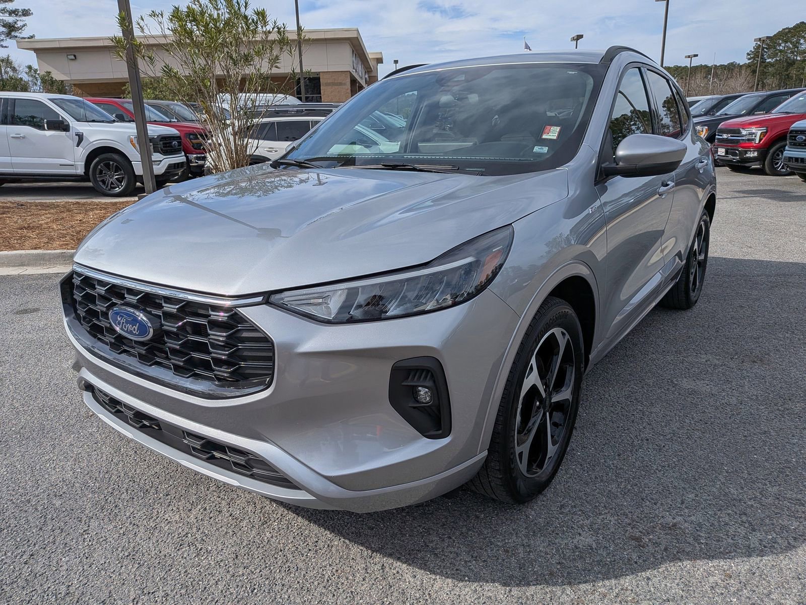 Certified 2023 Ford Escape ST-Line Select w/ Tech Pack #1 image 8