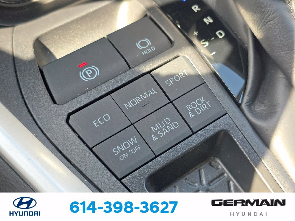 Used 2025 Toyota RAV4 XLE Premium w/ Weather Package AWD/4WD image 32