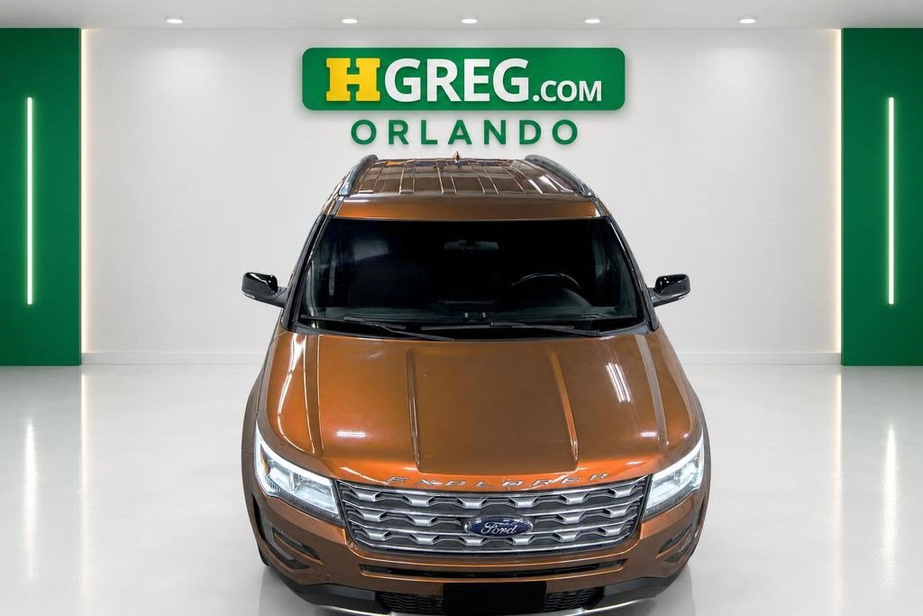 Used 2017 Ford Explorer XLT AWD/4WD image 7