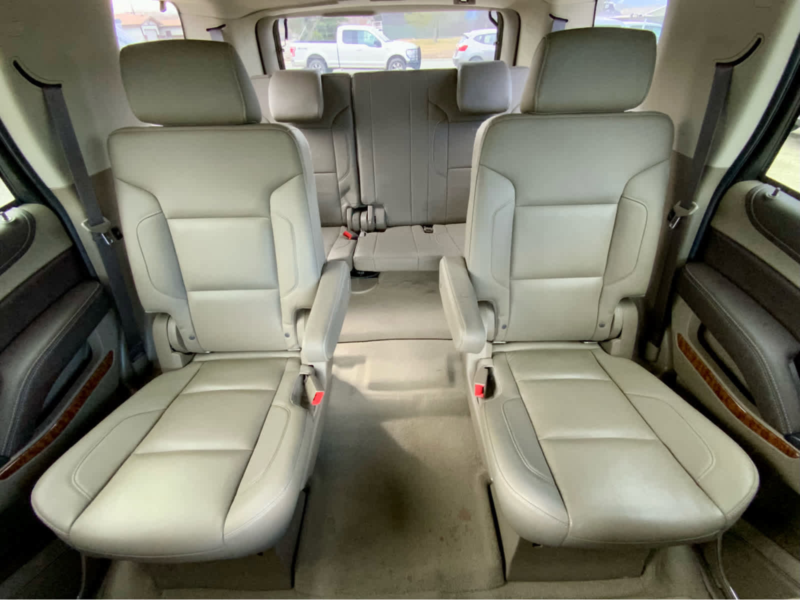 Used 2020 Chevrolet Tahoe Premier AWD/4WD image 33