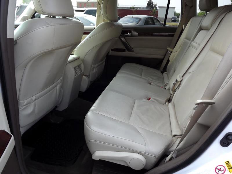 Used 2013 Lexus GX 460 image 28