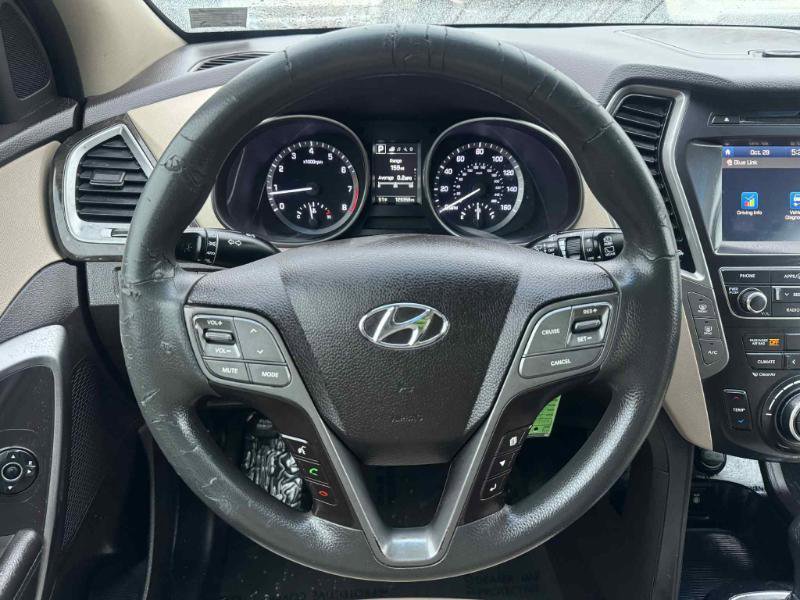 Used 2017 Hyundai Santa Fe SE AWD/4WD image 21