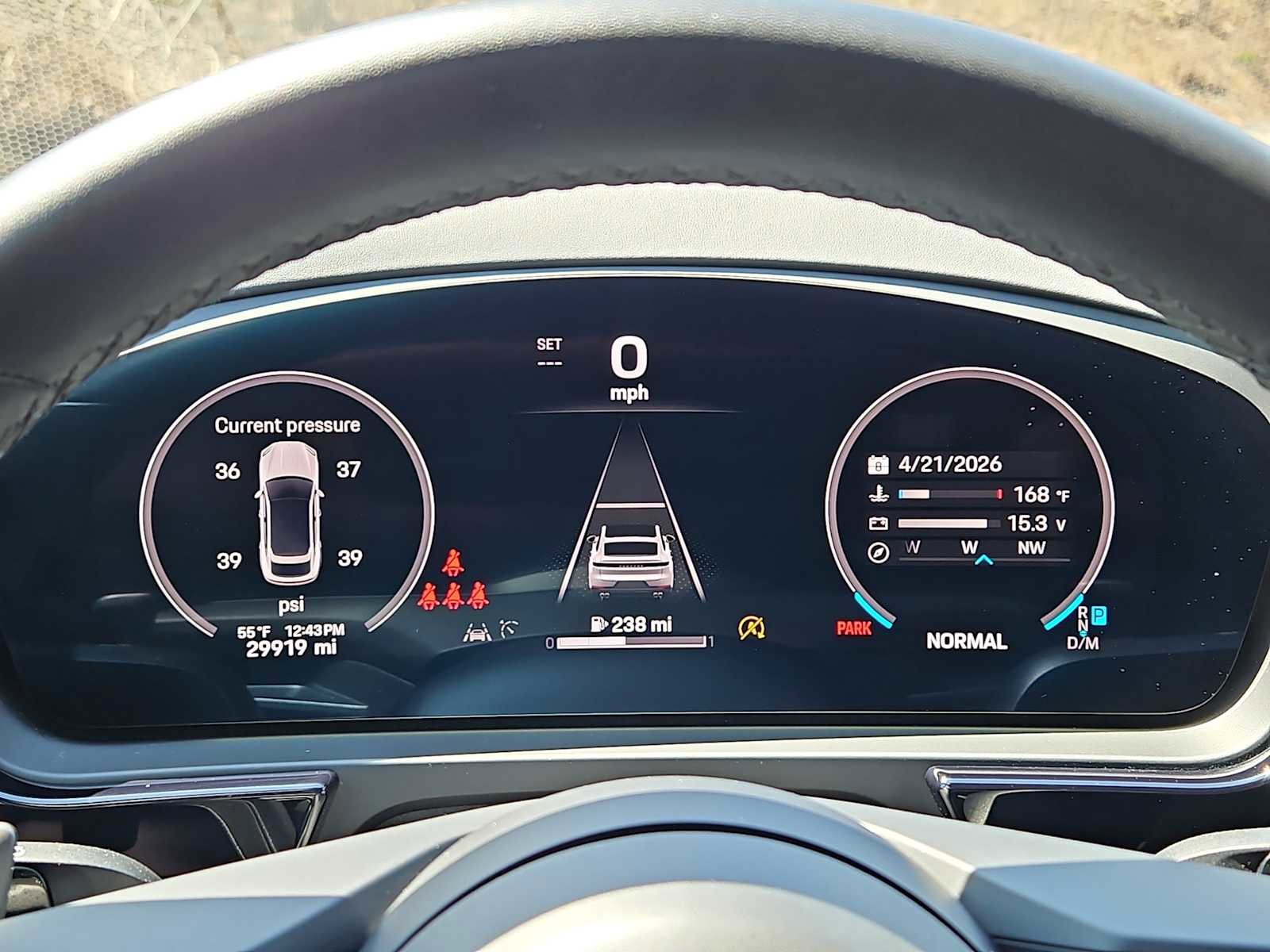 Used 2024 Porsche Cayenne Coupe AWD/4WD image 23