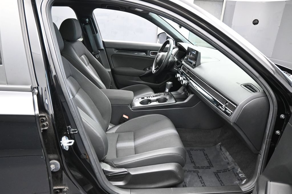 Used 2025 Honda Civic Sport image 44
