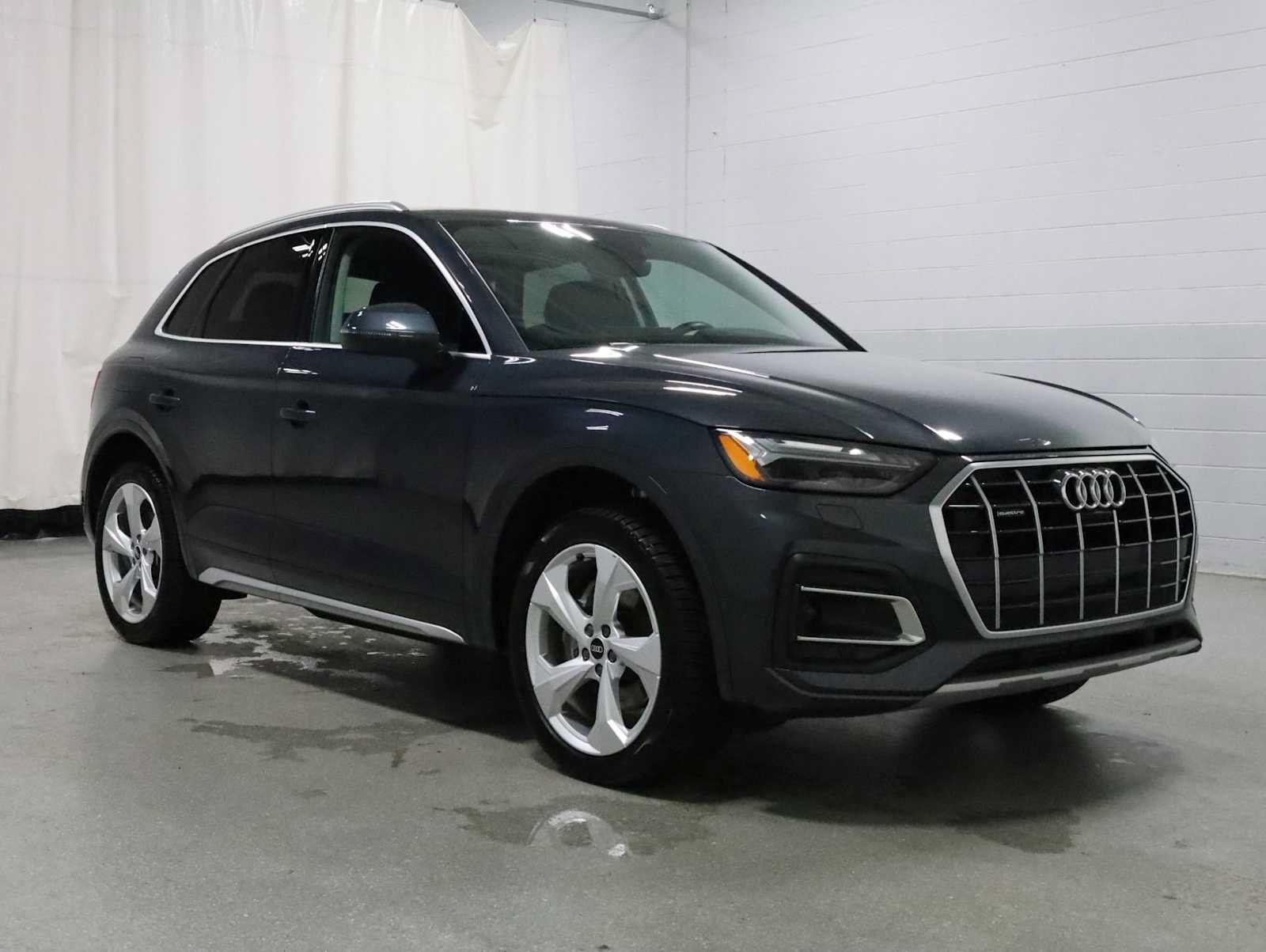 Used 2021 Audi Q5 Prestige w/ Prestige Package AWD/4WD image 13