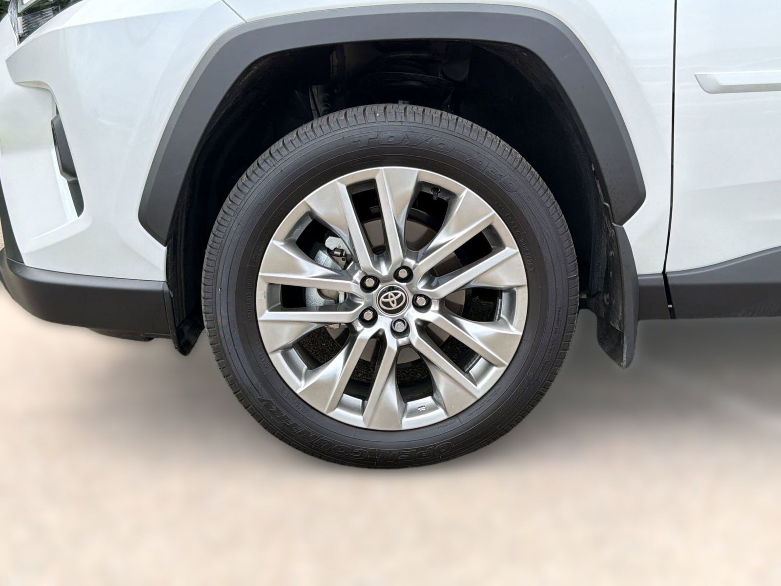 Used 2025 Toyota RAV4 XLE Premium image 11