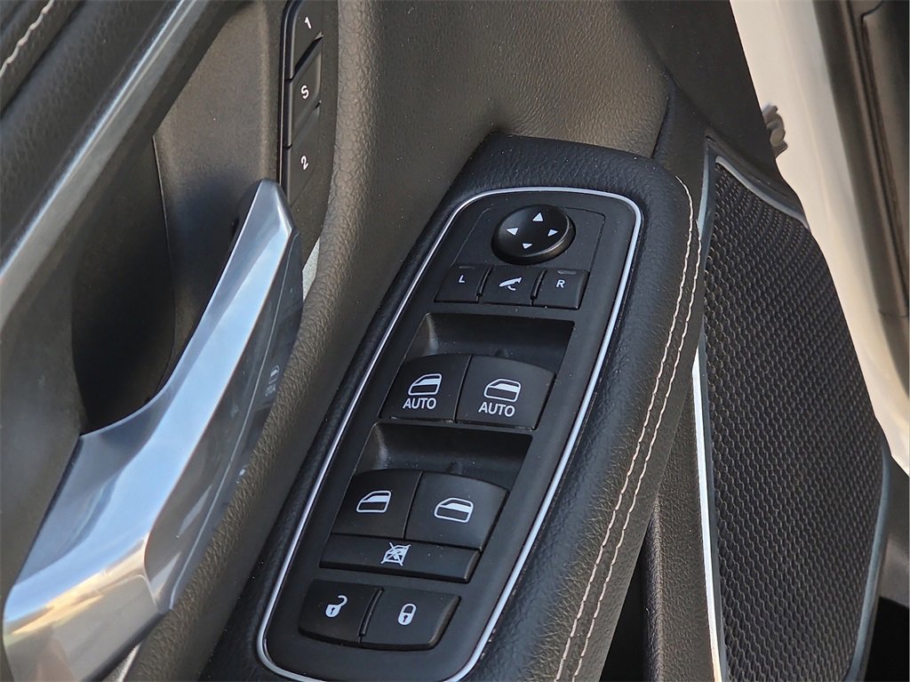 Used 2021 RAM 1500 Laramie image 18