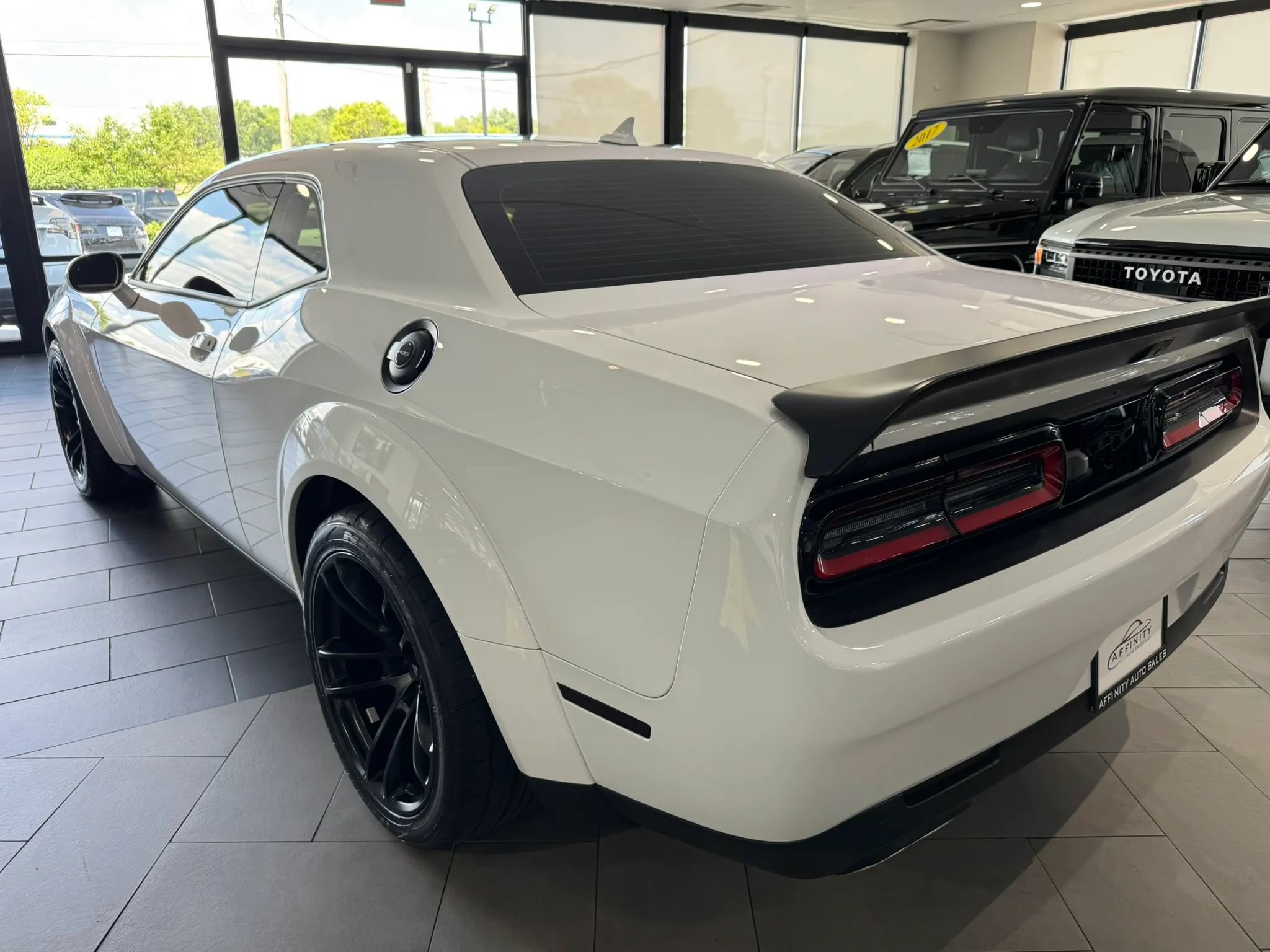 Used 2022 Dodge Challenger R/T Scat Pack RWD image 7