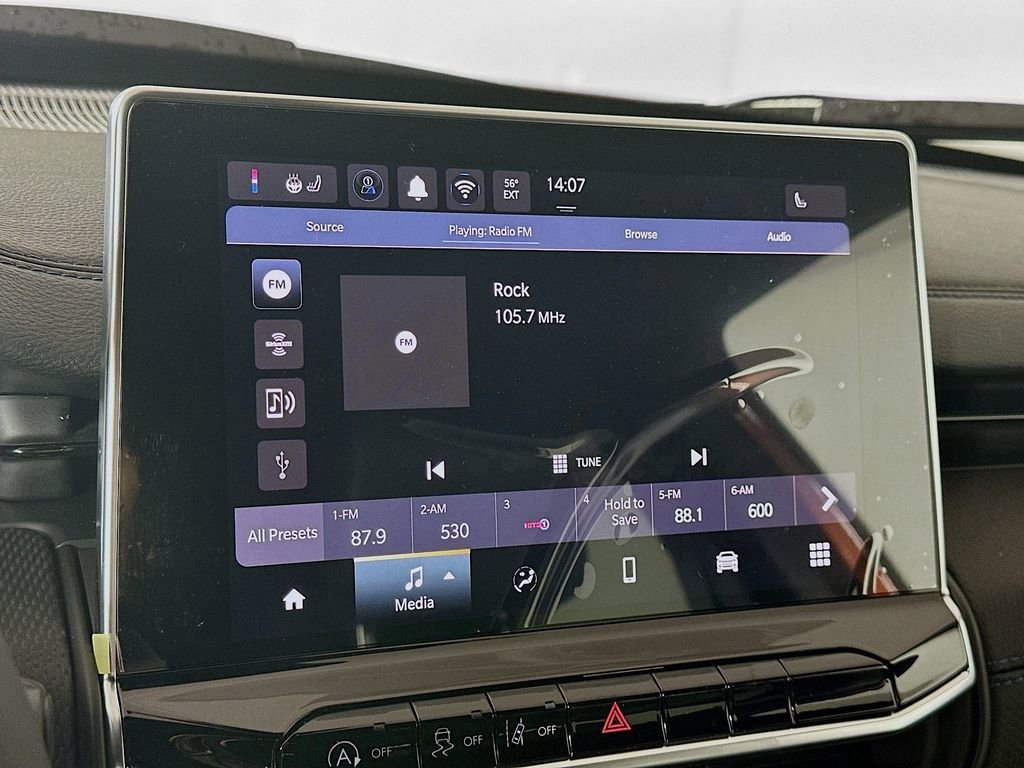 New 2026 Jeep Compass Latitude image 13