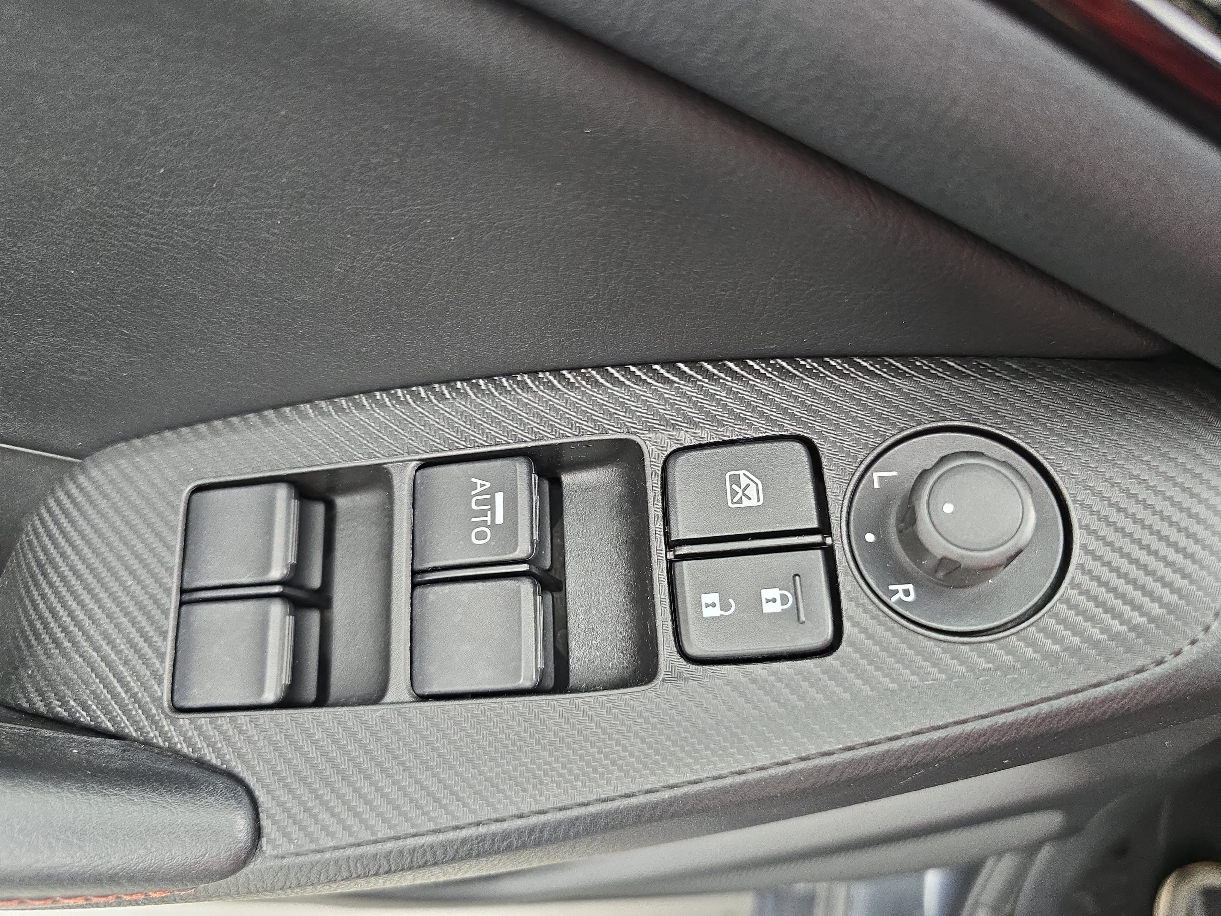 Used 2014 MAZDA MAZDA3 s Touring FWD image 29