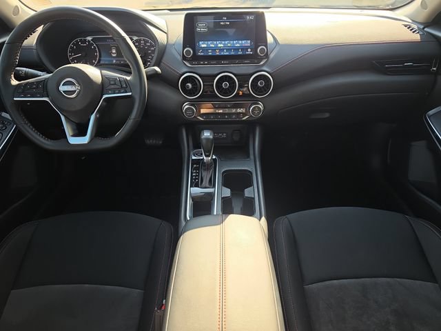 Certified 2025 Nissan Sentra SR FWD image 12
