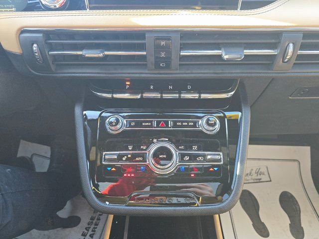 Used 2022 Lincoln Corsair Reserve w/ Elements Package image 18