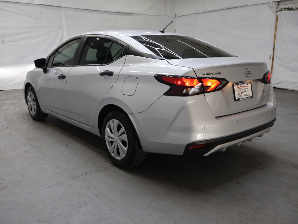 Used 2025 Nissan Versa S FWD image 5