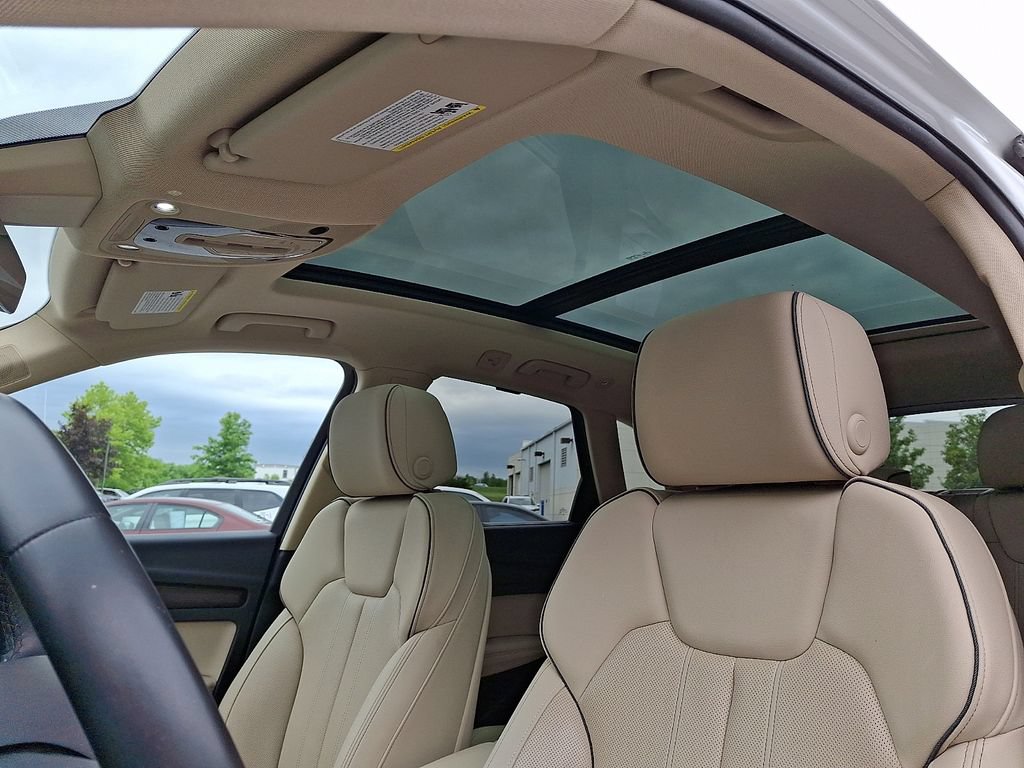 Used 2021 Audi Q5 Prestige w/ Prestige Package AWD/4WD image 17