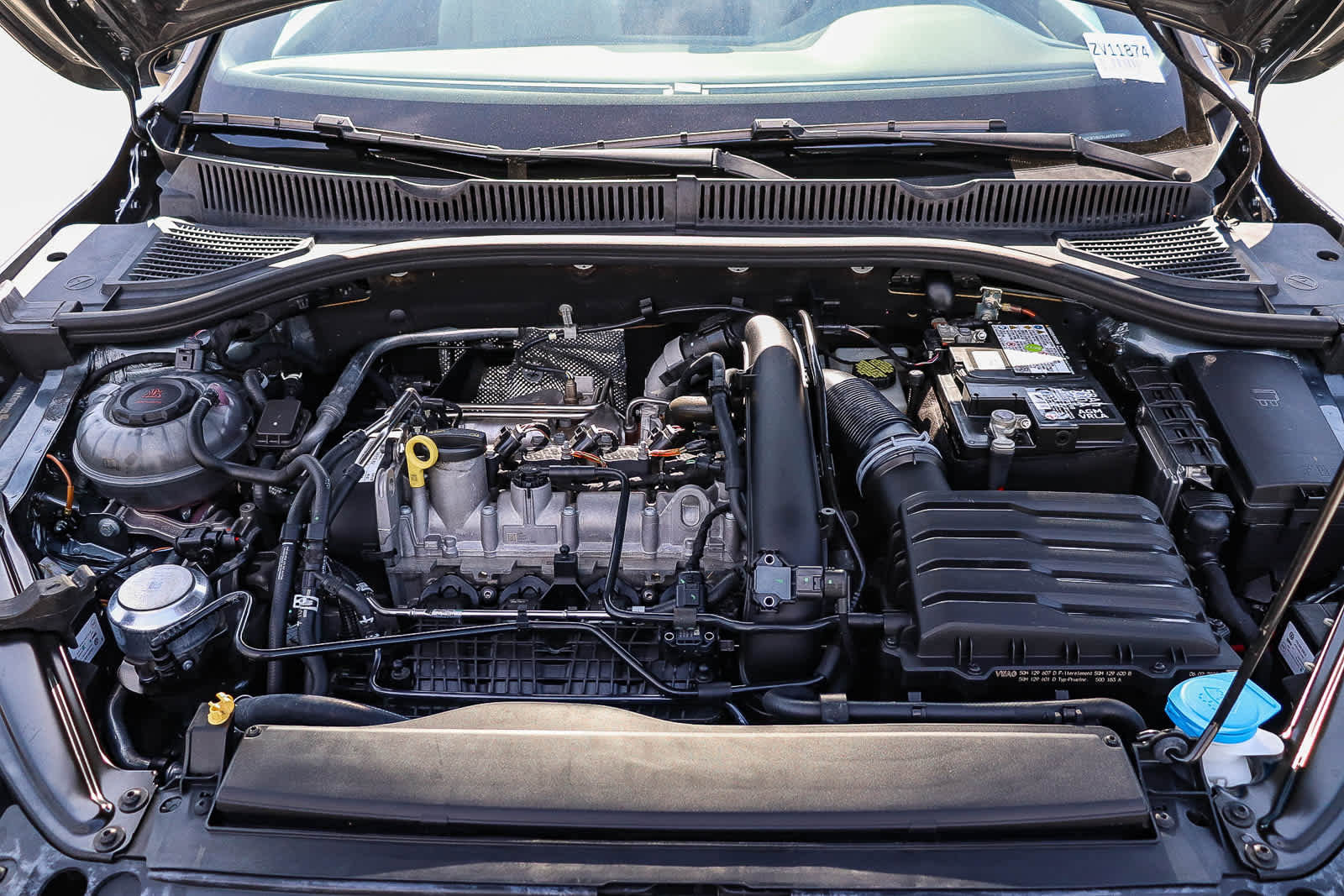 Used 2020 Volkswagen Jetta R-Line w/ R-Line Cold Weather Package image 28