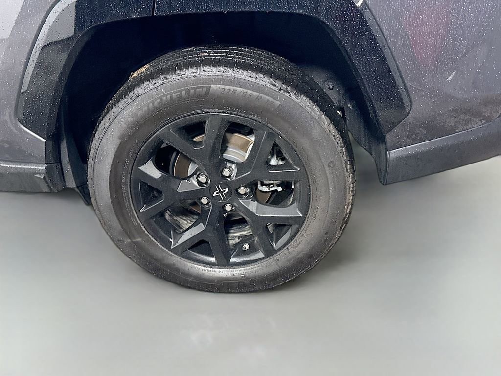 Used 2025 Toyota RAV4 LE image 27