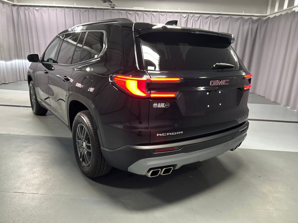 Used 2025 GMC Acadia Elevation image 5