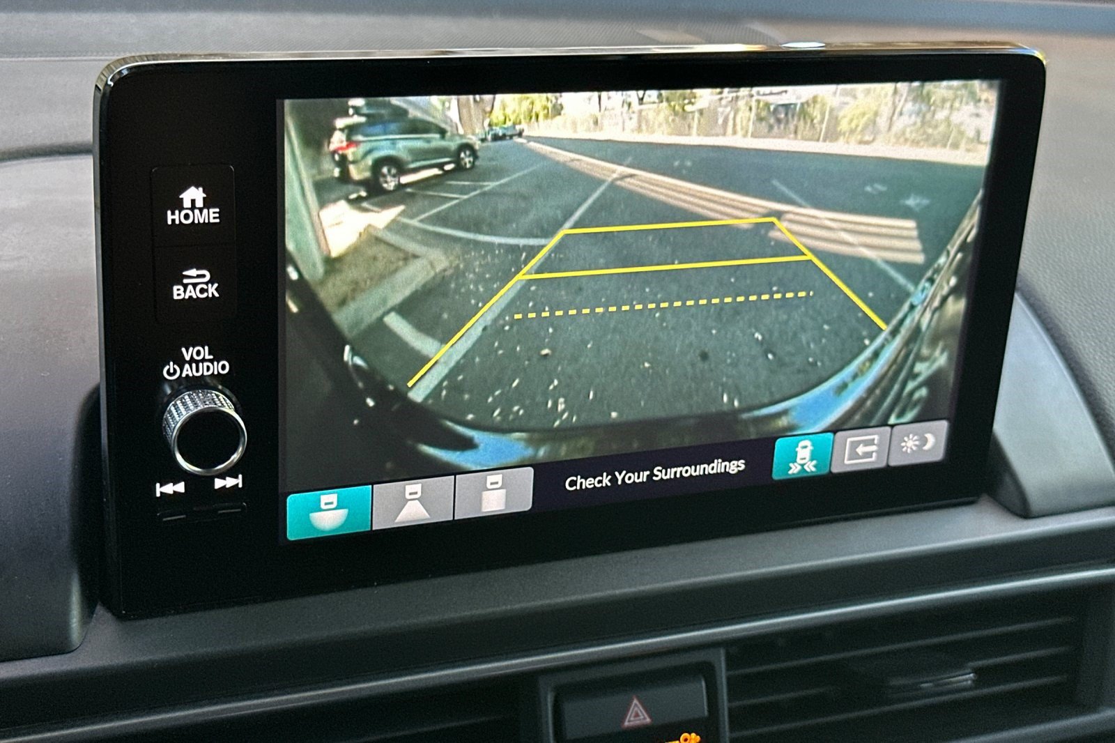 Used 2024 Honda Pilot Touring image 20