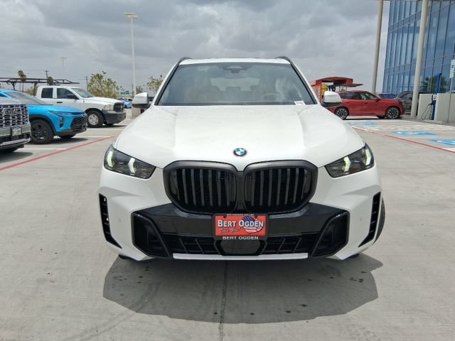 New 2026 BMW X5 sDrive40i w/ M Sport Package RWD image 2