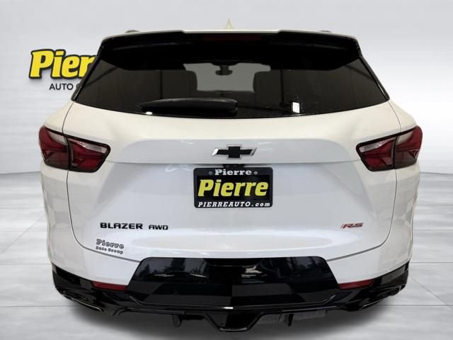 Used 2021 Chevrolet Blazer RS w/ Enhanced Convenience Package AWD/4WD image 3