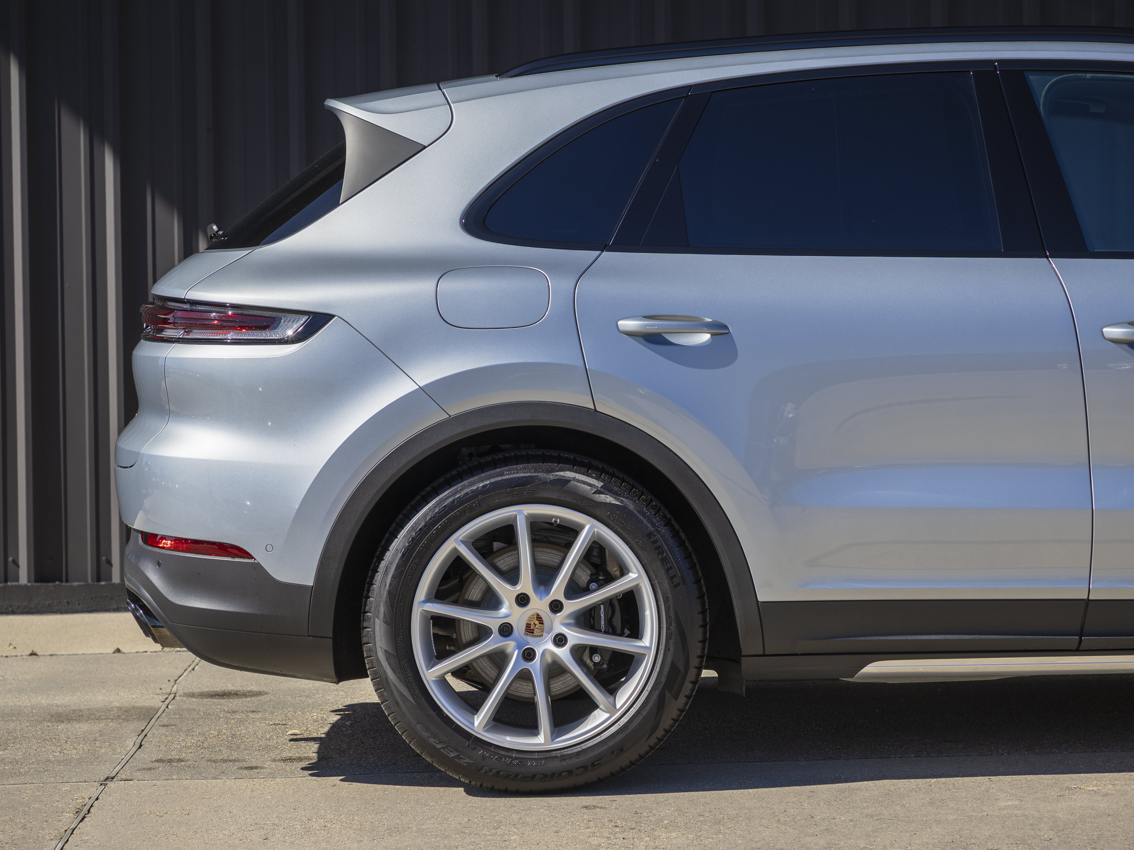 Certified 2025 Porsche Cayenne S image 18