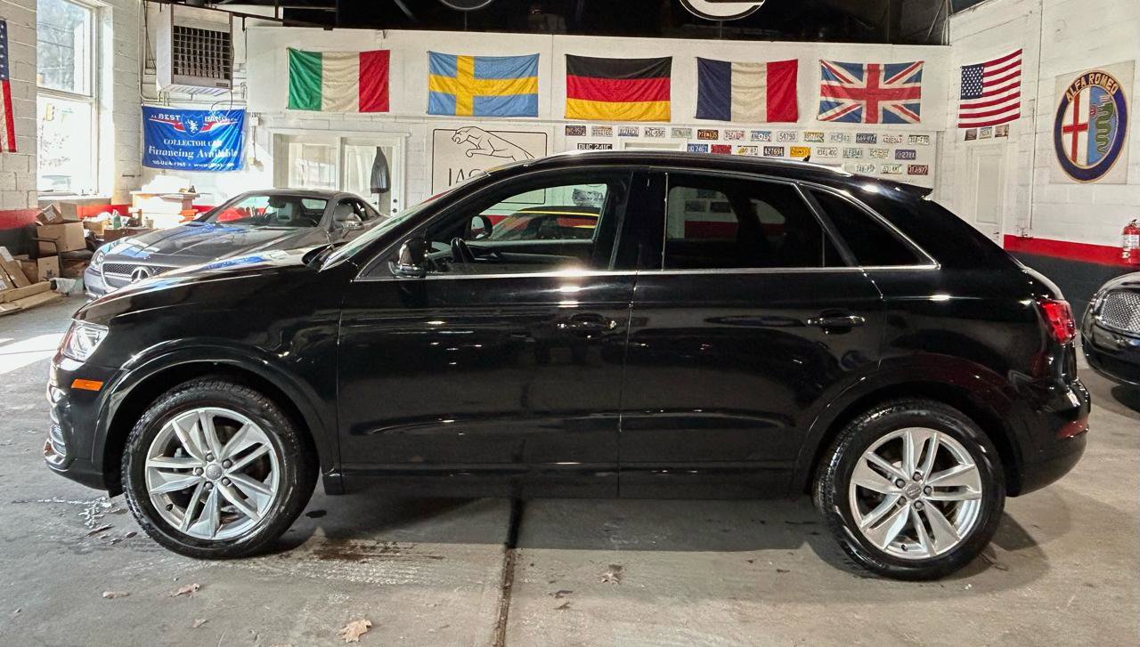Used 2016 Audi Q3 2.0T Premium Plus w/ Technology Package image 2