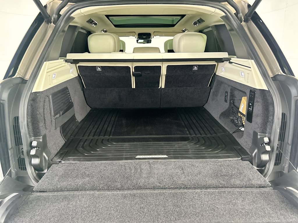 Certified 2023 Land Rover Range Rover First Edition AWD/4WD image 27