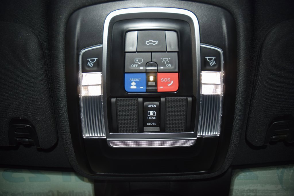 Used 2023 RAM 2500 Limited image 52